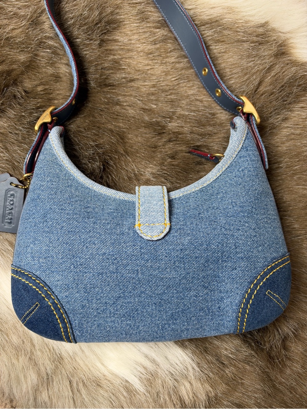 Coach Denim The Hampton’s Hobo Limited Re-Edition 2005 - Picture 12 of 15